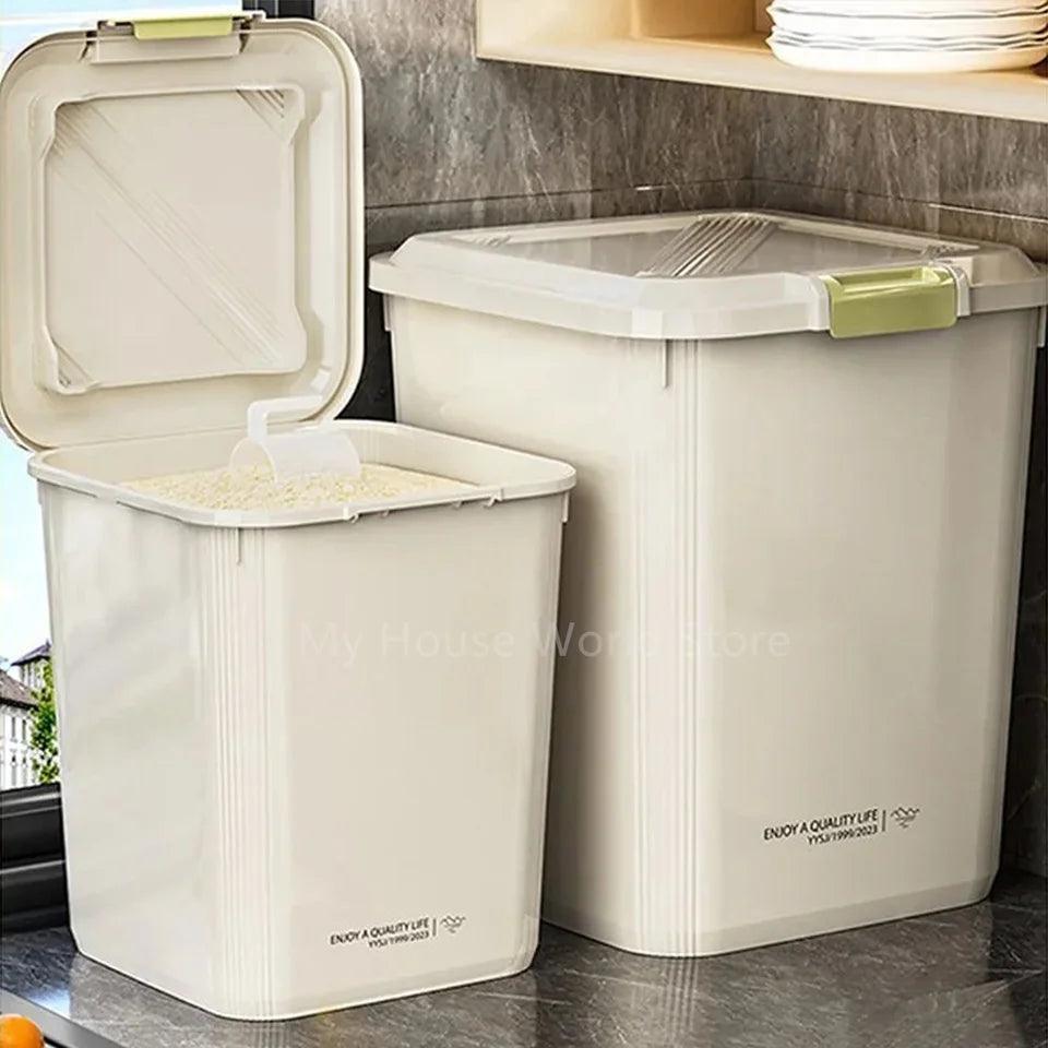 Extra Large Food Storage - FREE SCOOP - North East Pet Shop Dog Shack UK